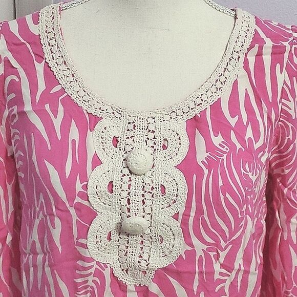Lilly Pulitzer Pink Boho Tropical Zebra Crochet Neck Popover Tunic Top S - Picture 2 of 8